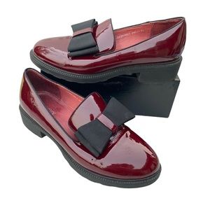 Teenmix Red Glossy Patent loafers with Black Bow 7.5